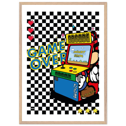 Poster encadrée d'une borne d'arcade rétro sur damier noir et blanc.