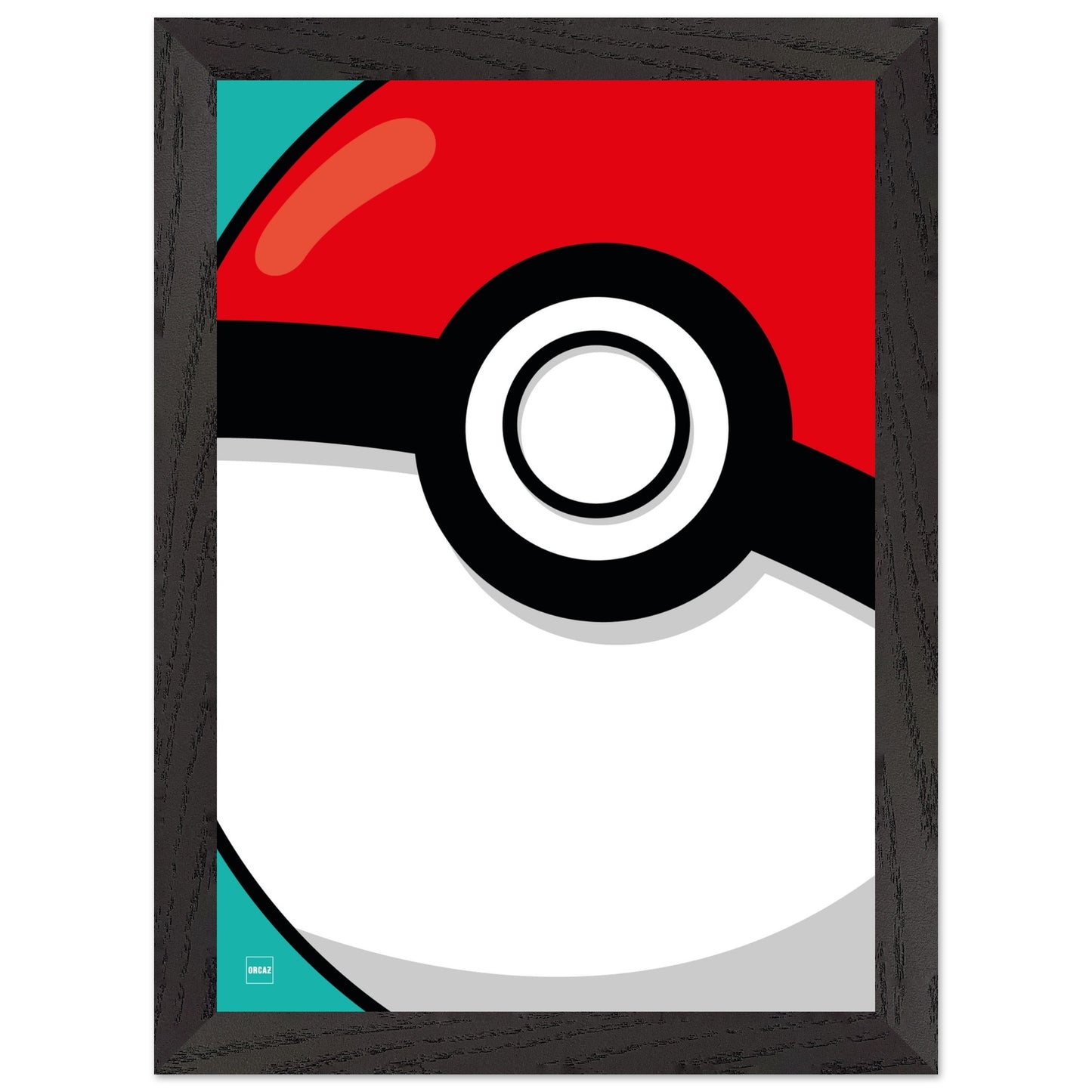 Poster d'une Poké Ball en gros plan avec encadrement en bois.