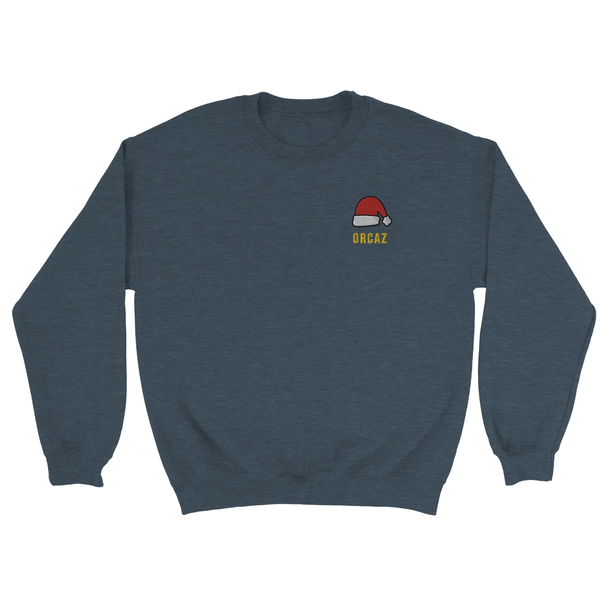 Très joli sweat gris de Noël par Orcaz Designs. Découvrez un pull original et confortable avec un bonnet du père Noël rouge et blanc avec un pompon brodé sur le coeur