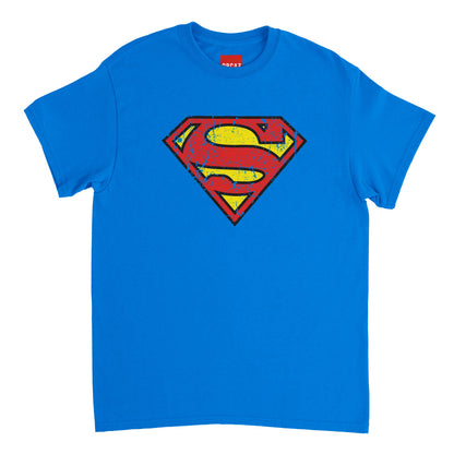 Aperçu du t-shirt bleu avec le logo de Superman au centre.