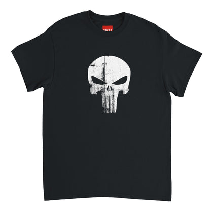 Aperçu du t-shirt noir avec le crane blanc de The Punisher imprimé sur le centre du t-shirt.