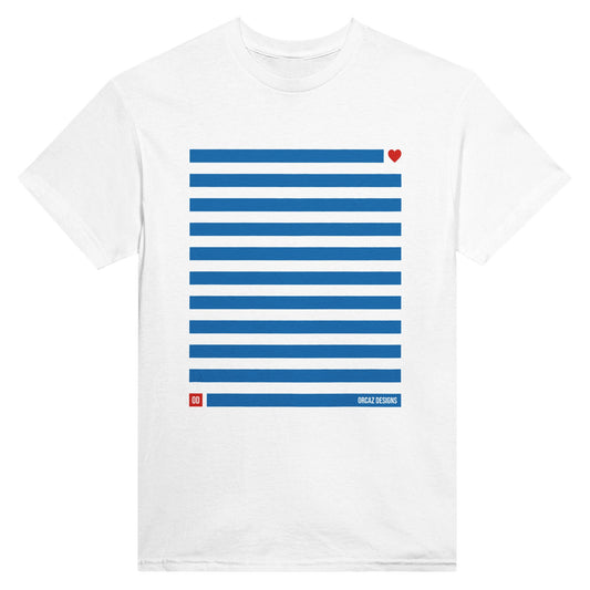 Notre Tshirt blanc "Azur" avec un design original imprimé sur le torse d'une marinière bleu avec un détail de coeur rouge