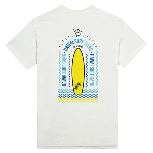 Tshirt blanc design imprimé dans le dos Hawai surf gang, shaka et planche de surf avec des détails bleus et jaunes