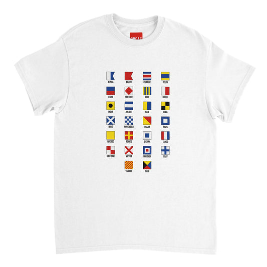 Aperçu du t-shirt blanc Nautical, avec l'alphabet nautique imprimé au centre du t-shirt.