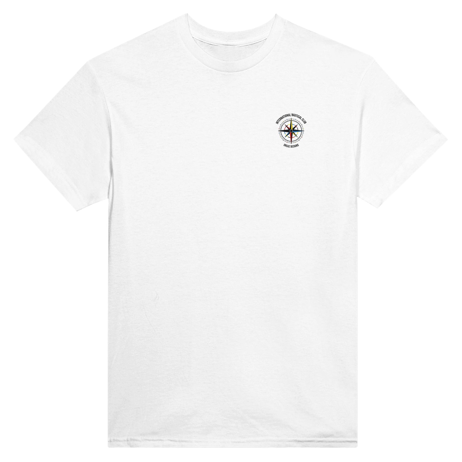 Notre tshirt blanc imprimé devant de notre création originale : une boussole de navigation avec le texte : international nautical club