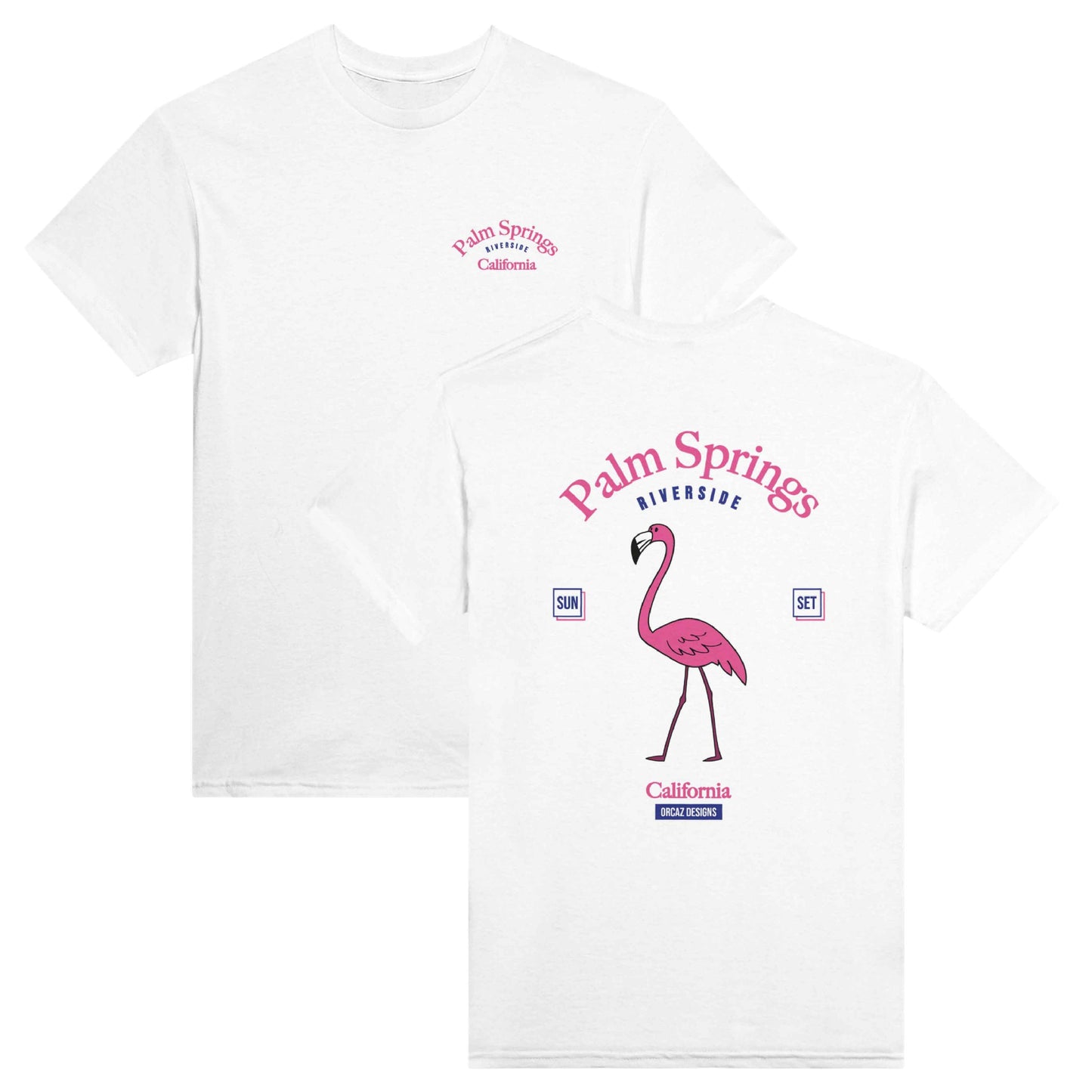 Aperçu recto verso de notre tshirt "Palm Springs". Le texte "Palm Springs, Riverside, California" est imprimé en rose et bleu foncé, et on retrouve dans le dos les mêmes textes avec un grand design de flamant rose. 